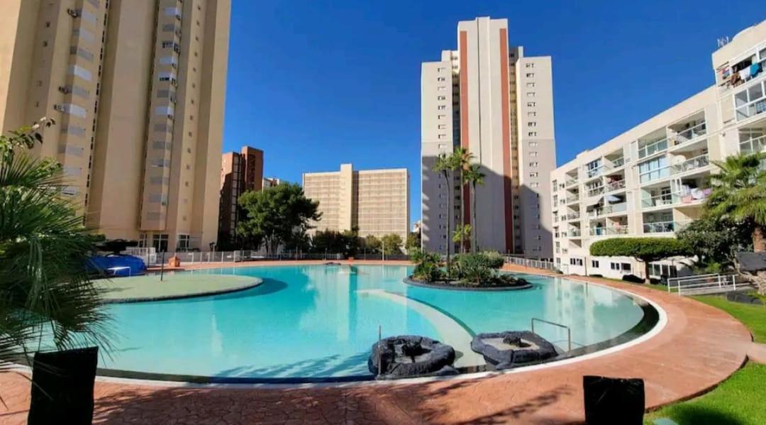 Appartamento Vacanza Luxury Complex- Parking , Pool Only In The Summer , Rincon De Loix Benidorm Esterno foto