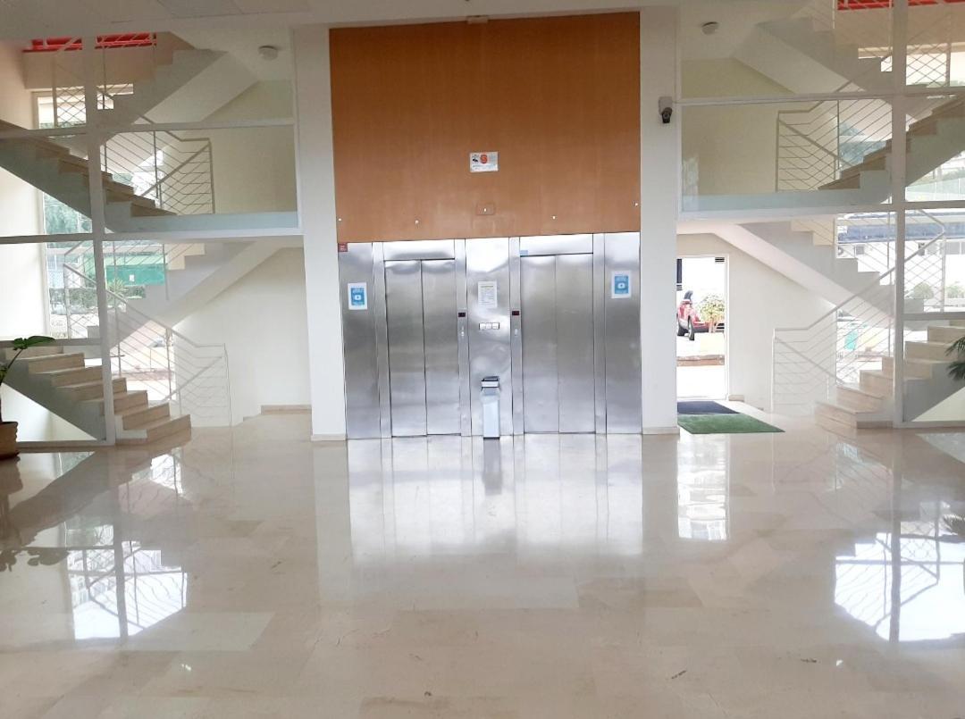 Appartamento Vacanza Luxury Complex- Parking , Pool Only In The Summer , Rincon De Loix Benidorm Esterno foto