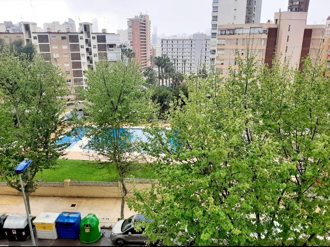 Appartamento Vacanza Luxury Complex- Parking , Pool Only In The Summer , Rincon De Loix Benidorm Esterno foto