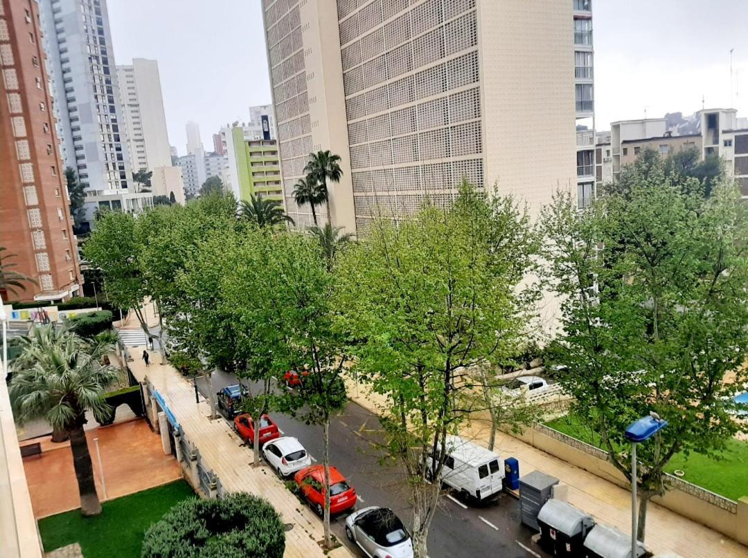 Appartamento Vacanza Luxury Complex- Parking , Pool Only In The Summer , Rincon De Loix Benidorm Esterno foto